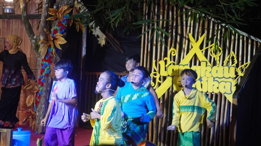 Dukungan Kemendikbudristek untuk Komunitas Sastra di Kalimantan Barat