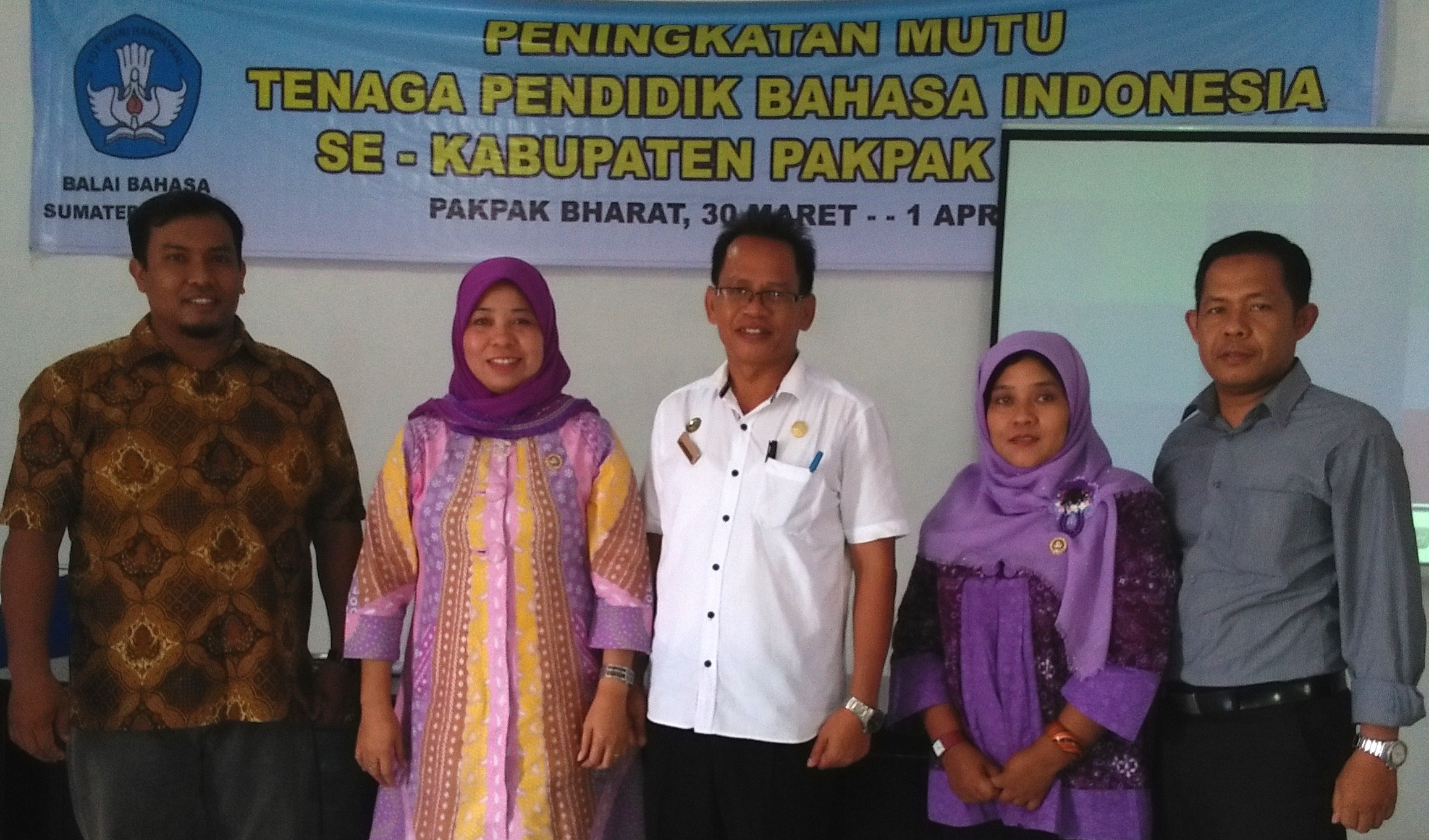 100 Guru Pakpak Bharat Ikuti Peningkatan Mutu Tenaga Pendidik Bahasa Indonesia