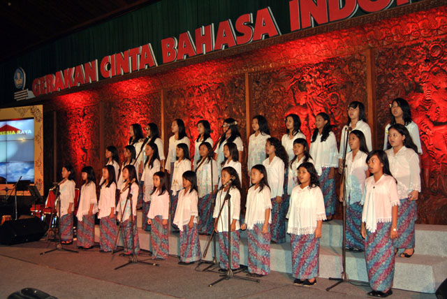 Puncak Bulan Bahasa dan Sastra 2011 serta GCBI