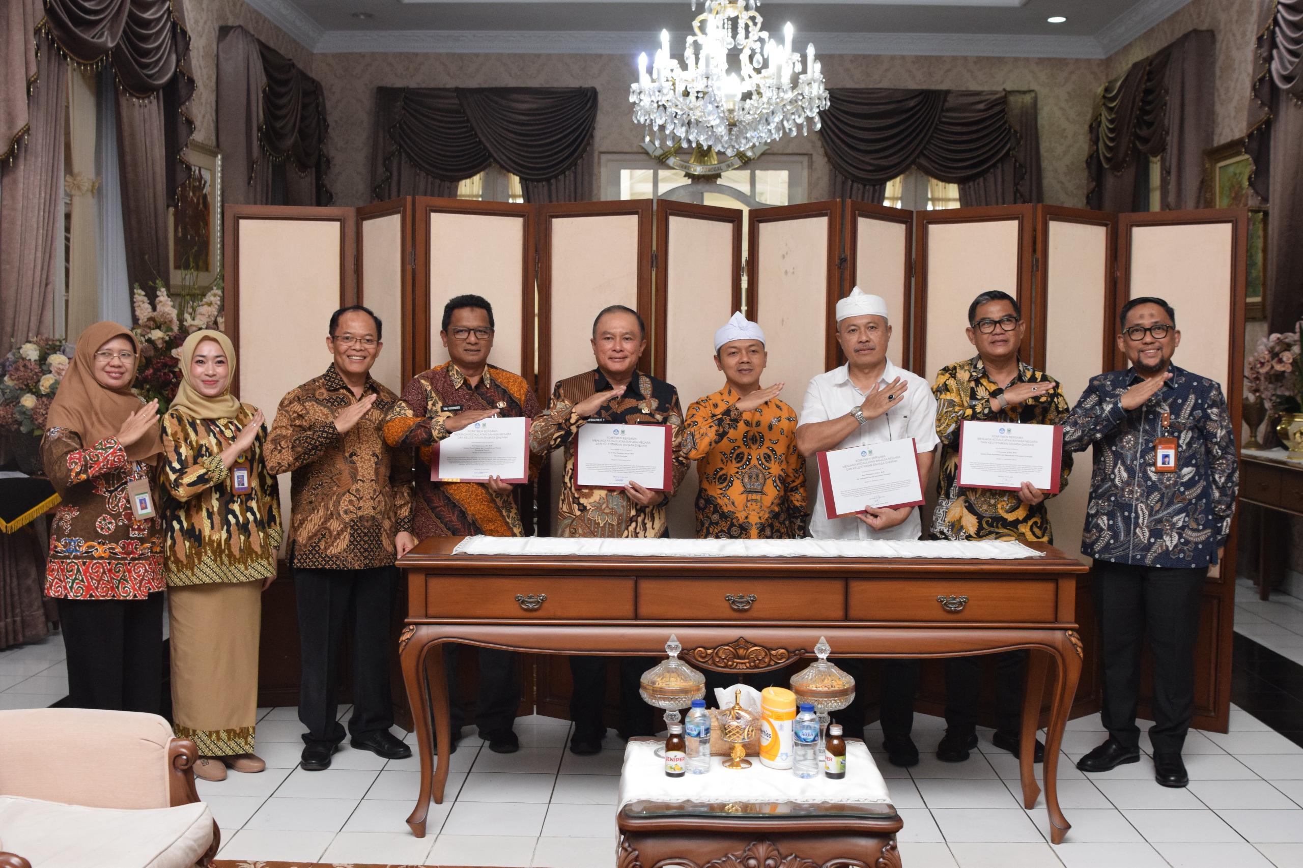 Kemendikdasmen Tegaskan Komitmen Pengutamaan Bahasa Indonesia dan Pelestarian Bahasa Daerah di Kuningan