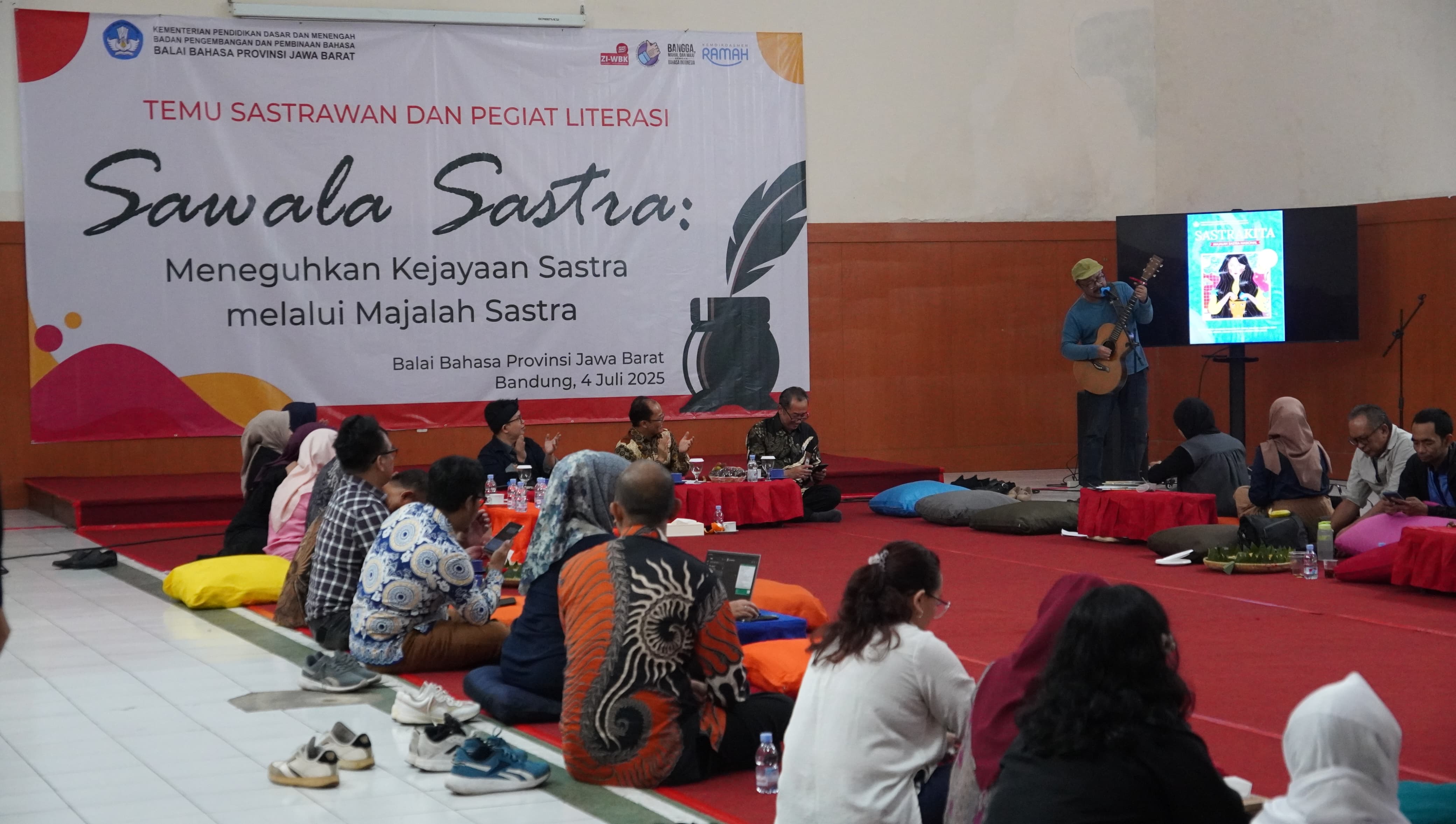 Badan Bahasa Selenggarakan Sawala Sastra: Meneguhkan Kejayaan Sastra melalui Majalah Sastra