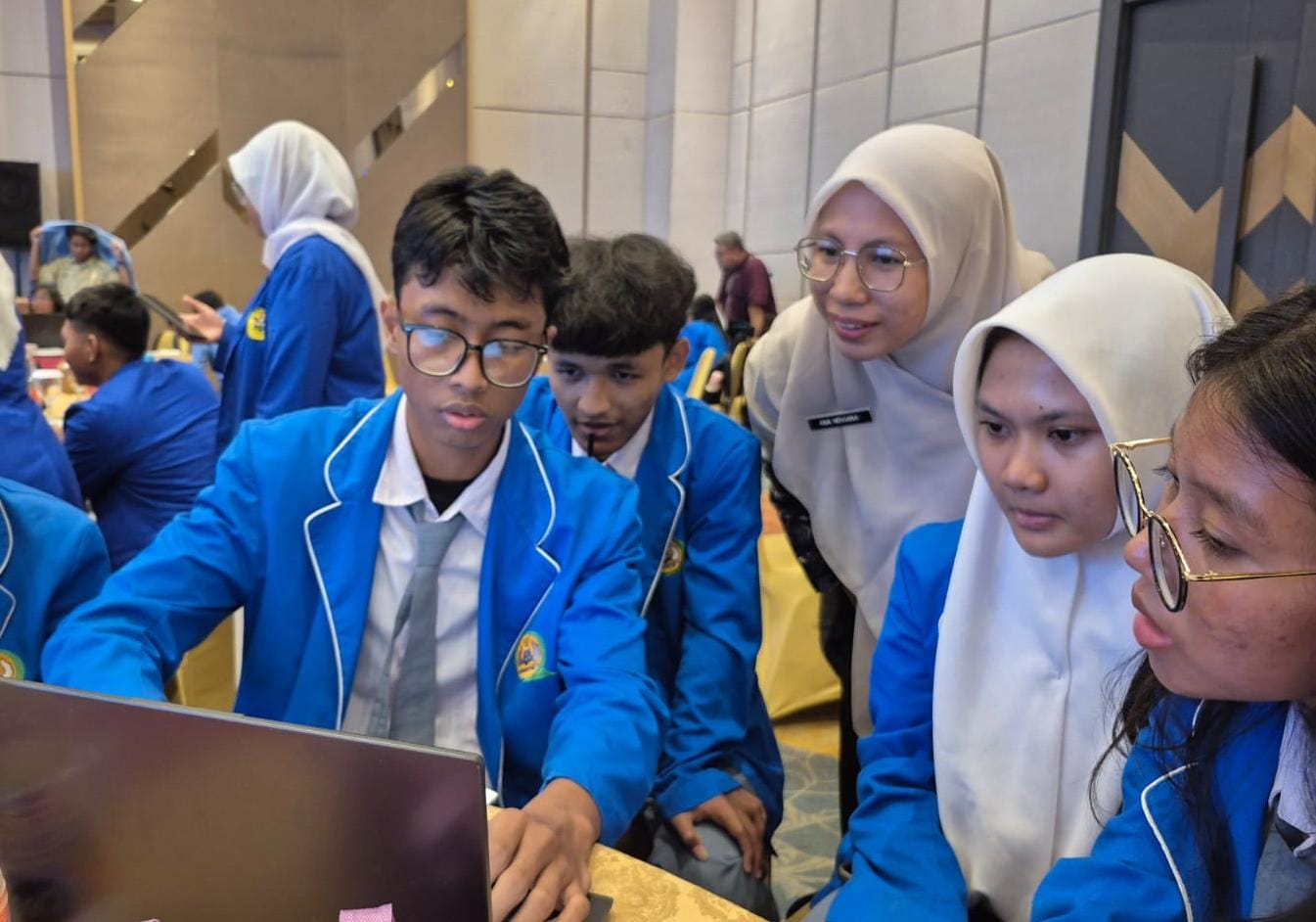 Kemendikdasmen Latih Siswa SMK di Jakarta Dalam Meningkatkan Literasi Digital