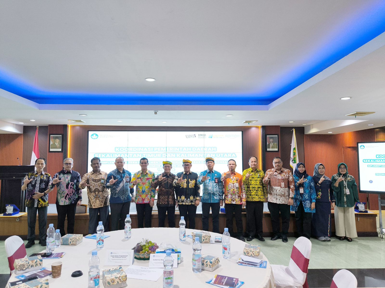 Komitmen Pemerintah Daerah se-Kalimantan Timur dan Kalimantan Utara dalam Pengawasan Penggunaan Bahasa Indonesia