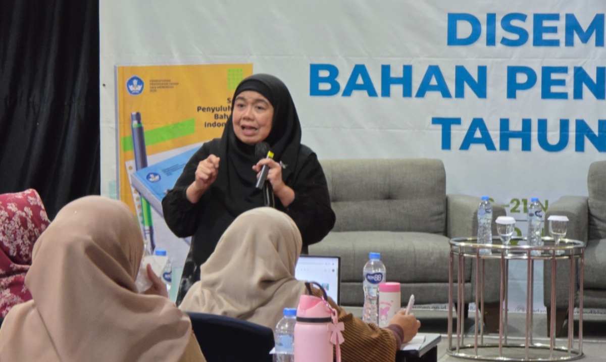 Diseminasi Bahan Penyuluhan Tingkatkan Kompetensi Kebahasaan Masyarakat
