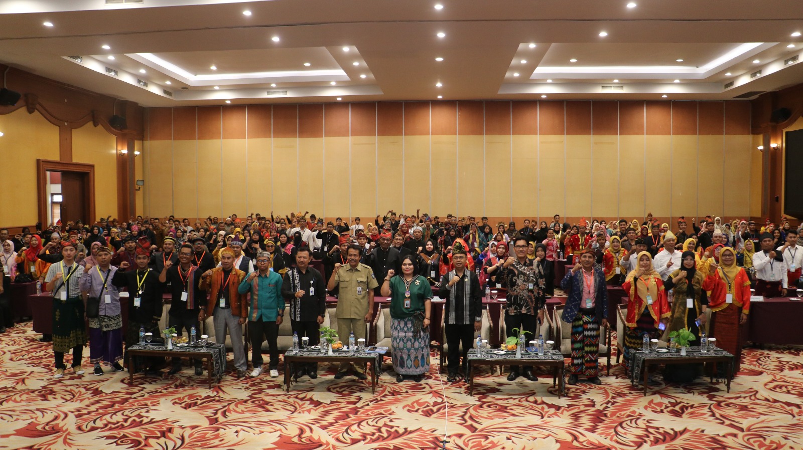 Bimbingan Teknis Guru Master Revitalisasi Bahasa Sasak, Samawa, dan Mbojo