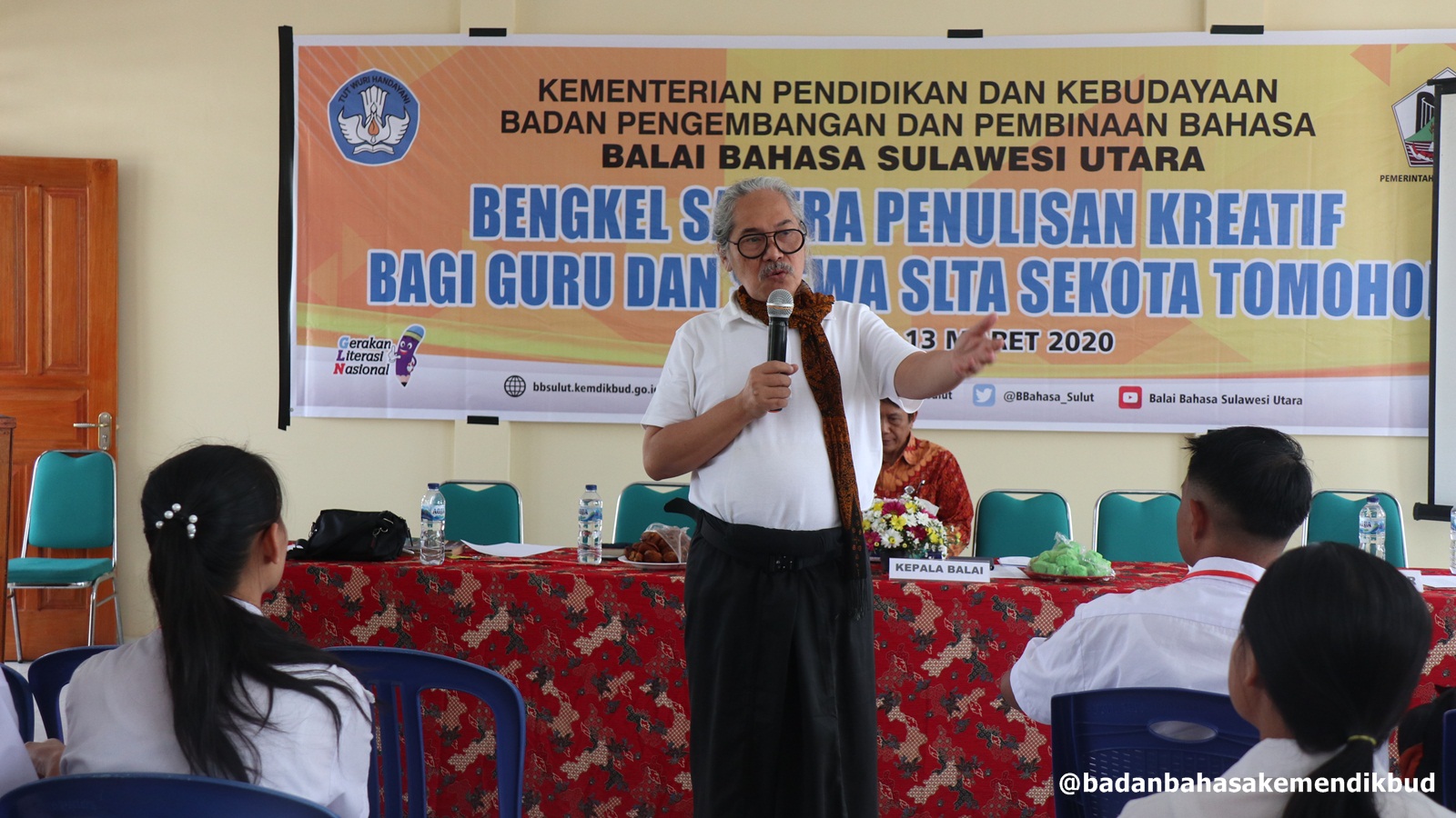 Balai Bahasa Sulut Dorong Kreativitas Guru dan Siswa dalam Menulis Karya Sastra